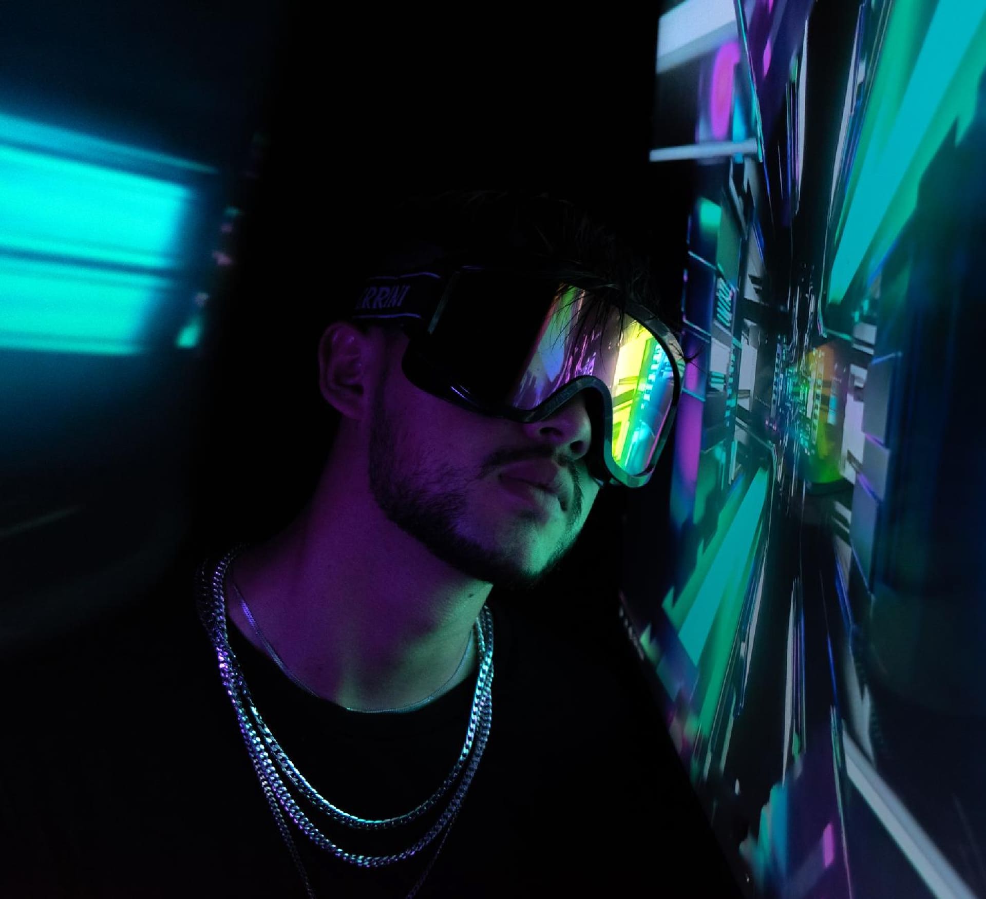 video2 video2